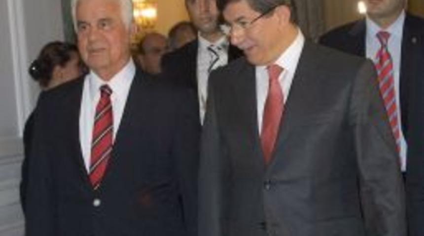 Derviş Eroğlu, Davutoğlu ile g&ouml;r&uuml;şt&uuml;