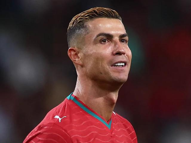 Cristiano Ronaldo resmen bırakıyor! G&ouml;rkemli veda hazırlanıyor