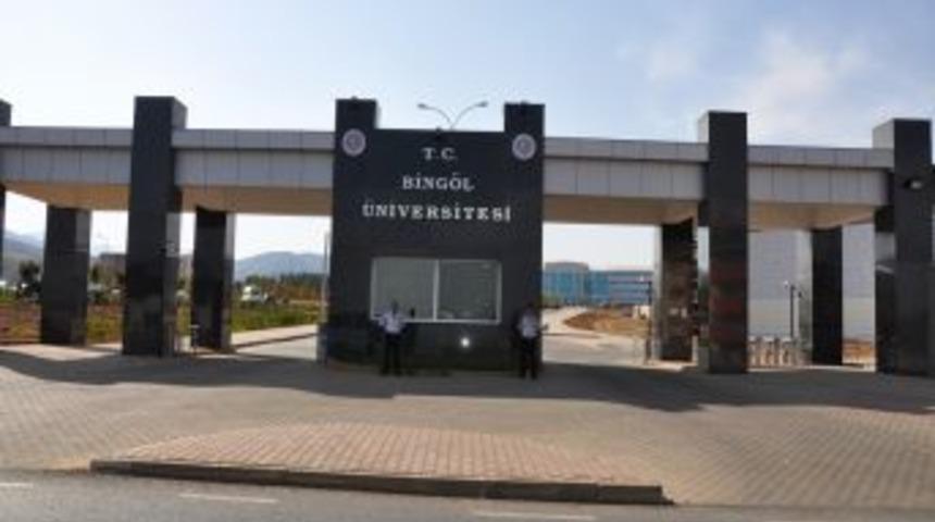 Bing&ouml;l &Uuml;niversitesi Vanlı depremzedelere yardım elini uzattı