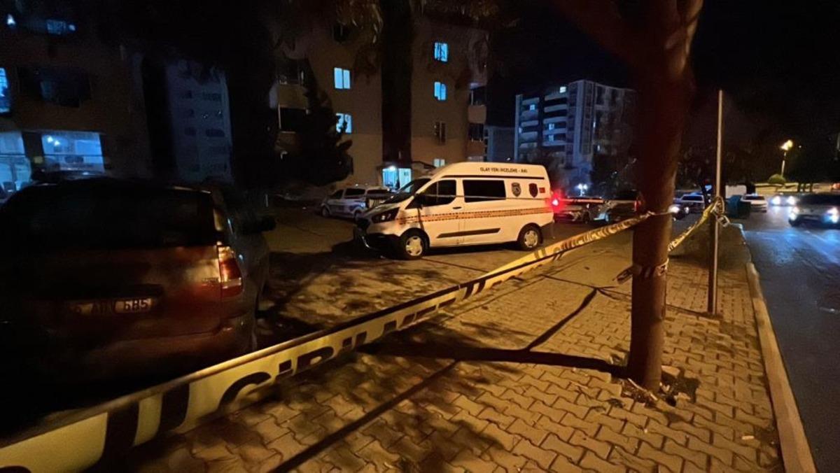 Kahramanmaraş ta halı yıkamacıda bı&ccedil;aklı kavga: 2 yaralı 2
