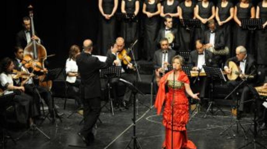 Ayşe Taş, Bursalı sanatseverlerle buluştu