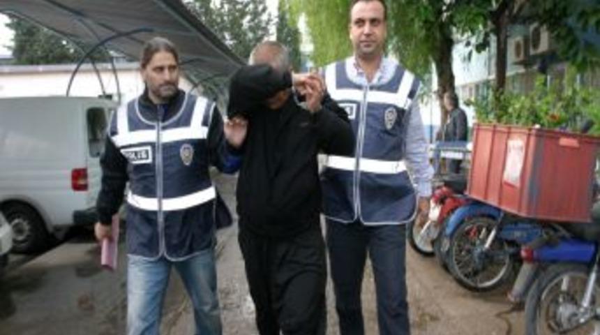 Sahte belediyeci besicileri 'tuvalet yaptıracağız' diye dolandırdı