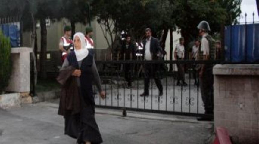 Ağabey Öcalan İmralı'dan döndü