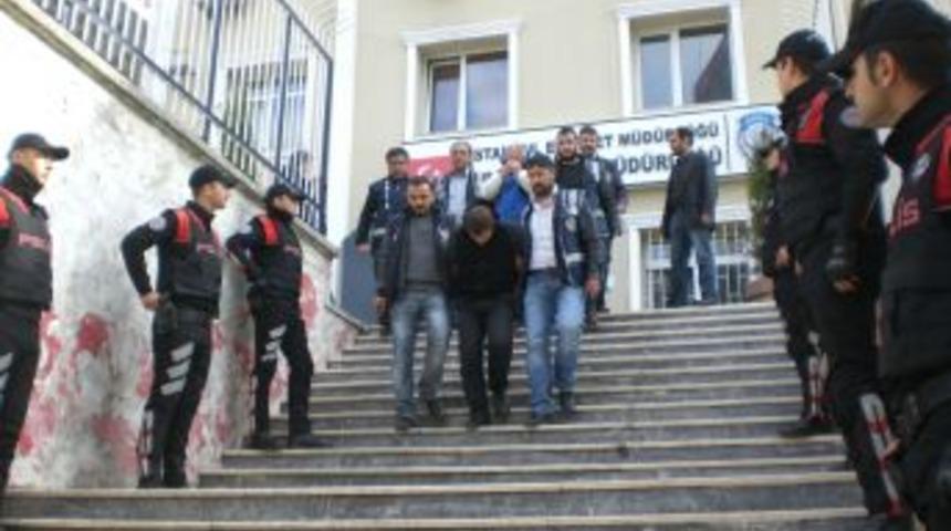 Stepne hırsızları kıskıvrak yakalandı