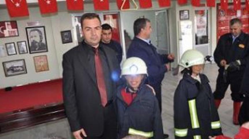 Tekirdağ İtfaiyesi kapılarını &ccedil;ocuklara a&ccedil;tı