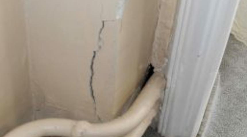 &lsquo;Mezar ev&rsquo;de deprem n&ouml;beti