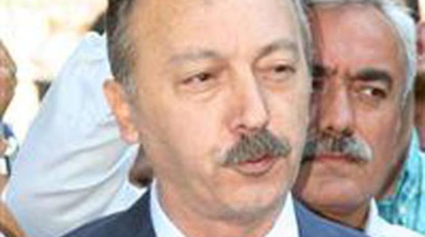 İzmir CHP'de imza kavgası kızıştı