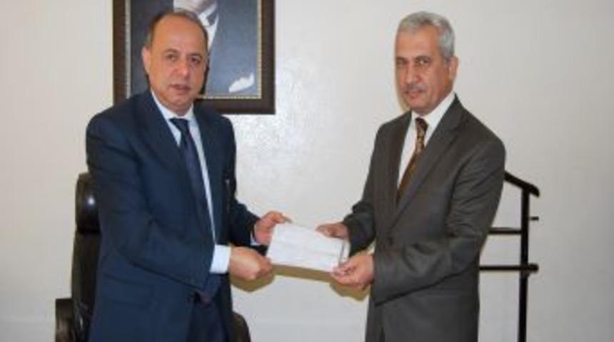 Anadolu &Ouml;ğretmen Lisesi Somali'ye 2 bin 500 lira g&ouml;nderdi