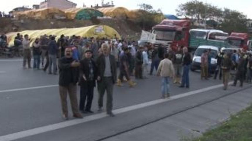 Angus eyleminde 'silah &ccedil;ekme' gerginliği