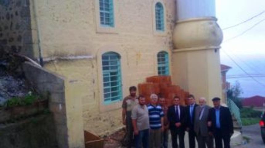 S&uuml;rmene&rsquo;de iki camii restoresine 400 bin lira destek