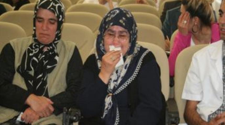 Organ bağışında bulunan ailelere h&uuml;z&uuml;nl&uuml; &ouml;d&uuml;l t&ouml;reni