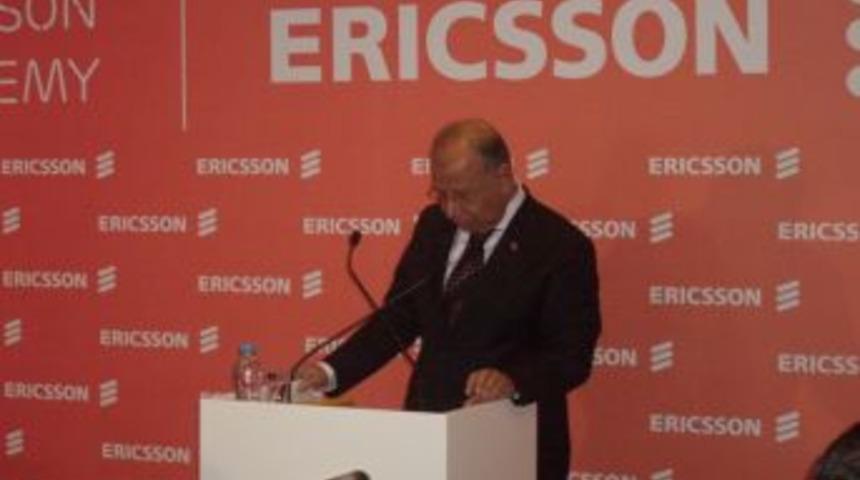 Ulaştırma Bakanı'ndan her il ve her ev arasında ağ kurma s&ouml;z&uuml;