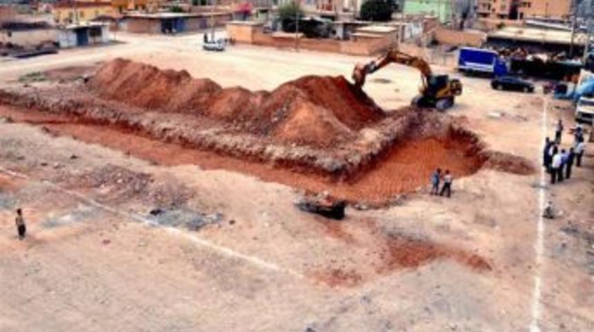 Ak&ccedil;akale hal pazarına kavuşuyor