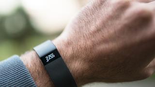 Google’ın yeni Fitbit bilekliği sızdı: Ekranı, GPS’i ve fiyatı ortaya çıktı
