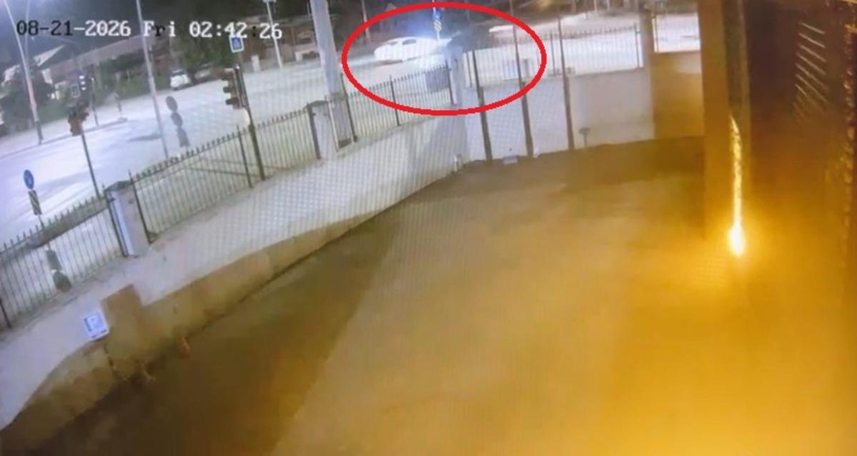 İnsanlık öldü dedirten olay: İki kişiyi öldüren alkollü sürücü, telefonuyla ilgilenip cipini sordu! 1