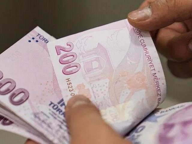 Ekim ayı yaşlı ve engelli aylıkları hesaplara yatırılmaya başlandı