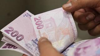 Ekim ayı yaşlı ve engelli aylıkları hesaplara yatırılmaya başlandı