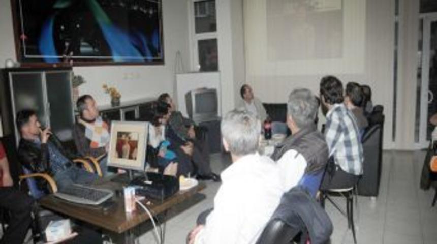 Engellilerin sunduğu slayt g&ouml;sterisi Başkan Demirtaş'a duygu dolu anlar yaşattı