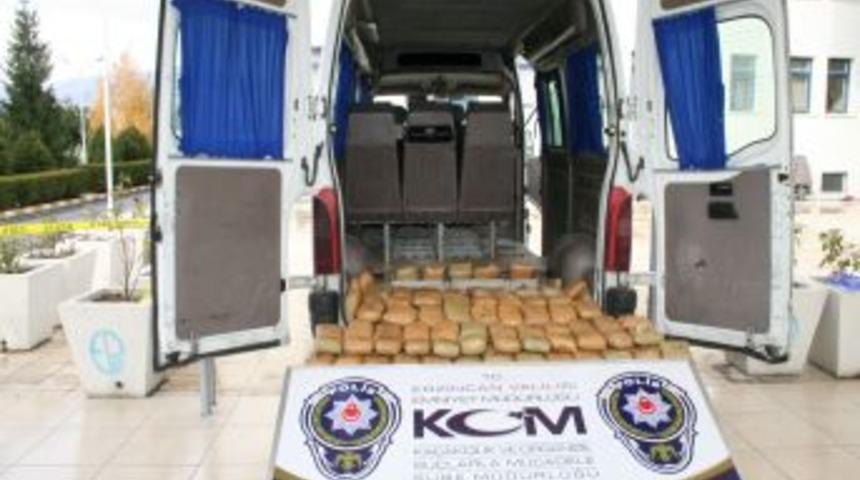 Erzincan polisi 145 kilo toz esrar ele ge&ccedil;irdi