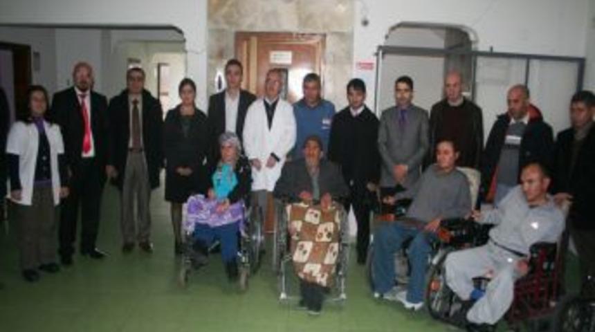 İş adamları &ouml;z&uuml;rl&uuml;leri unutmadı