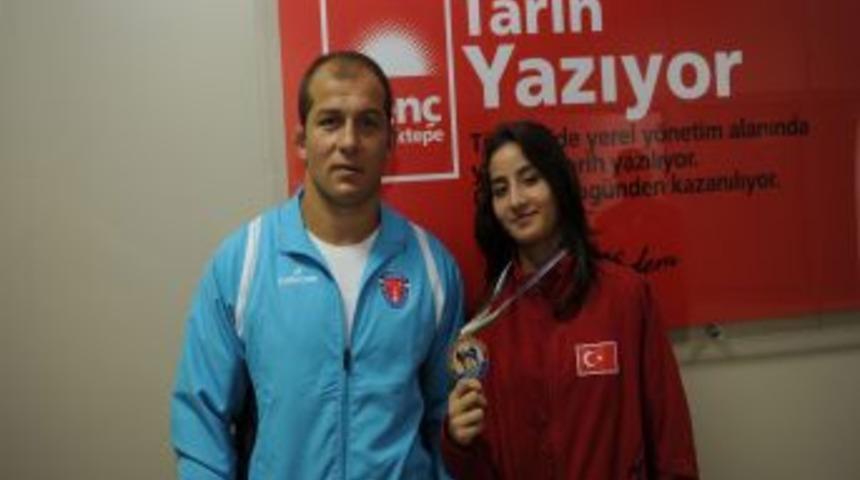 Serhat Balcı ve K&uuml;bra Akbulut'tan madalya s&ouml;z&uuml;