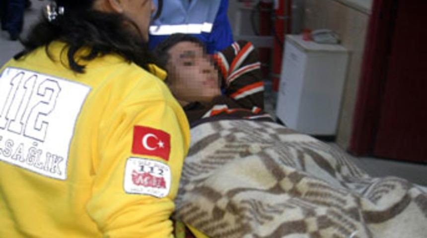 Liseli gen&ccedil; kavga ayırırken &ouml;ld&uuml;