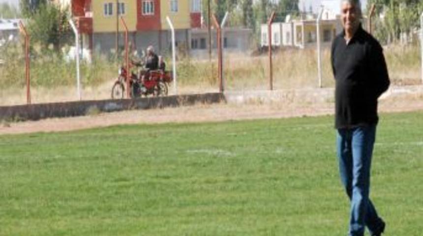 Elbistanspor, Kahramanmara Belediyespor'u g&ouml;z&uuml;ne kestirdi