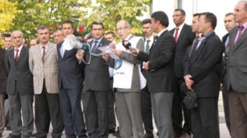 T&uuml;rk Eğitim-Sen Nevşehir Şubesi &uuml;yelerinin eylemi