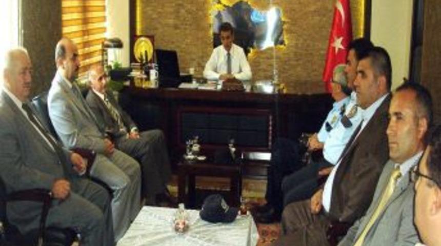 Sivil toplum kuruluşlarından Kaymakam Akkoyun'a teşekk&uuml;r ziyareti