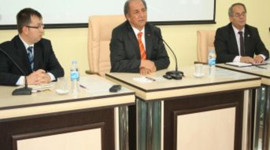 Vali Kara : Karayollarında &ccedil;alışmalar baştn savma yapılıyor