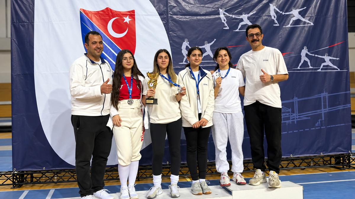 Çayyolu eskrim kursu arayanlar için Konutkent’te farklı bir spor rotası 1
