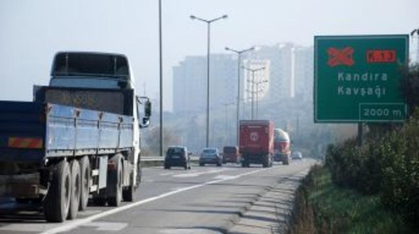 TEM otoyolunun Kocaeli kesiminde trafik akışında sorun yaşanmıyor