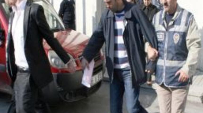 Bayram tatili i&ccedil;in tur hayali kurarken dolandırıldılar