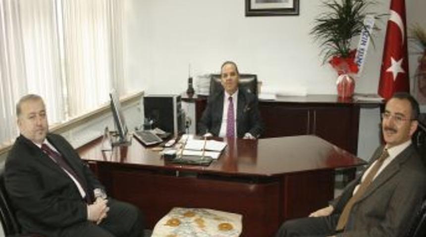 Samsunspor Başkanı Yılmaz, Kaymakam Yıldız&rsquo;ı ziyaret etti