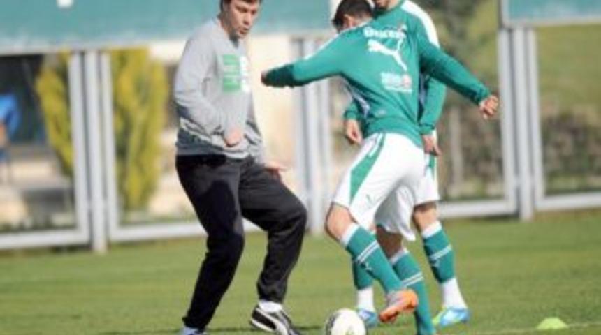 Bursaspor B&uuml;y&uuml;kşehir Belediyespor hazırlıklarını tamamladı