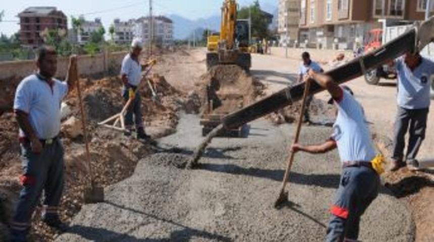 35. Cadde'de altyapı &ccedil;alışmaları s&uuml;r&uuml;yor