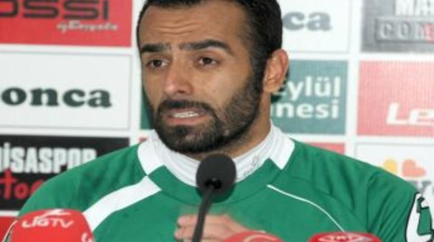 Manisaspor Teknik Direkt&ouml;r&uuml; &Ouml;zdeş: Kazanmak mutluluk verici