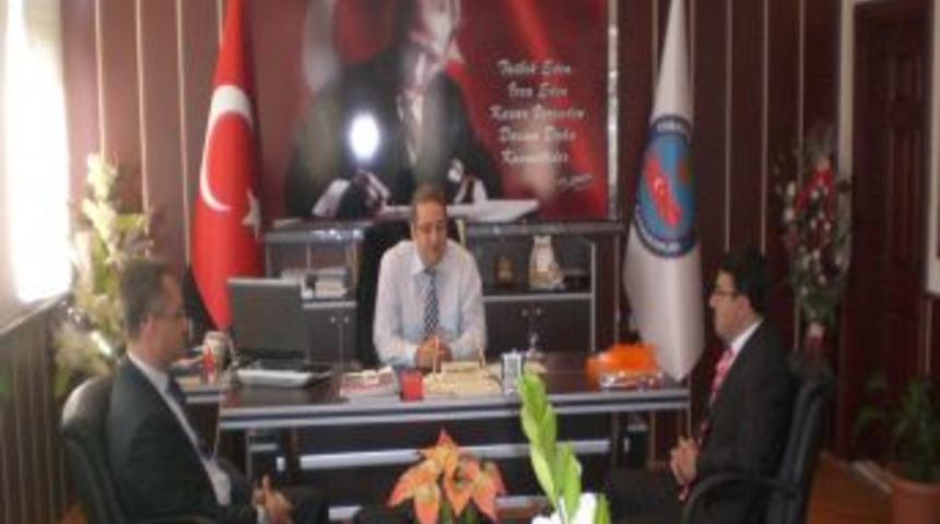 Aysal Ayta&ccedil; Koleji y&ouml;netimi Kaymakam Sağlam'ı ziyaret etti