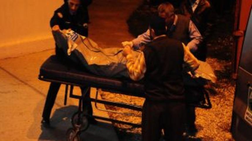 Tartıştığı kocasını ütünün kablosuyla boğarak öldürdü