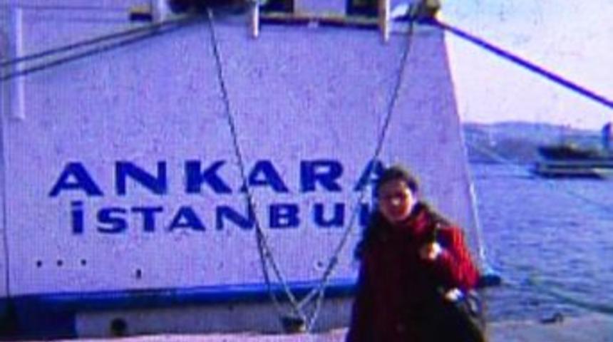 Nişanlıyken Ankara Feribotu &ouml;n&uuml;nde fotoğraf &ccedil;ekilmişler