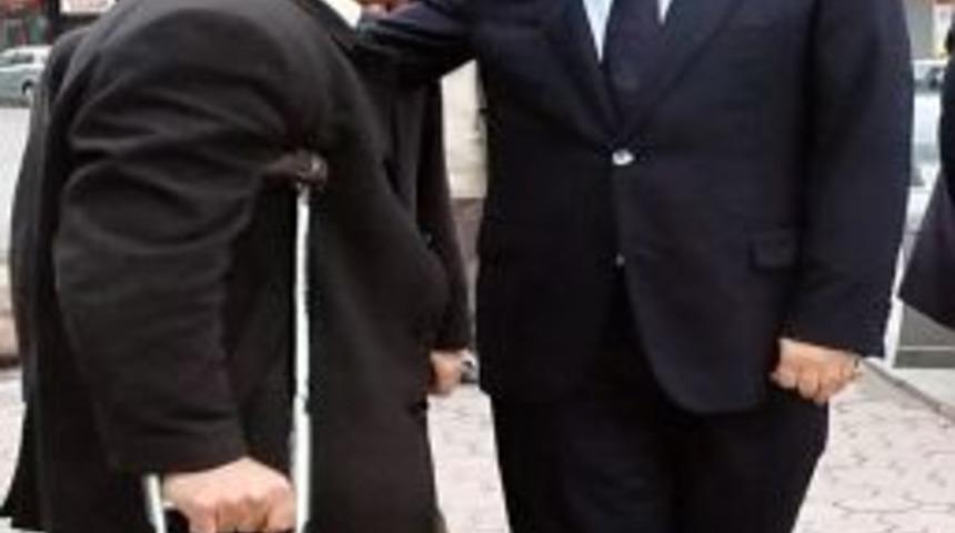 Yıldız: Bayramı kutluyorsak, bunda şehit ve gazilerimizin katkısı b&uuml;y&uuml;k