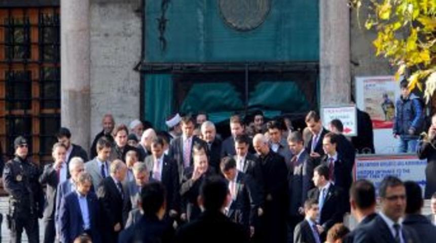 Erdoğan: B&ouml;lgesel y&ouml;netimin bizimle beraber m&uuml;cadele etmesini bekliyoruz