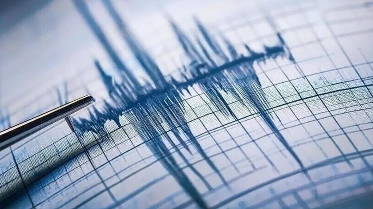 Naci G&ouml;r&uuml;r den peş peşe depremler sonrası a&ccedil;ıklama! "Adana risk altında" 1