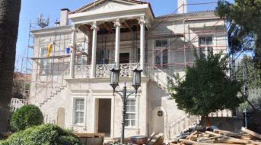 14 yıl sonra tekrar restore edilen Atat&uuml;rk Kitaplığı iki ay sonra a&ccedil;ılacak