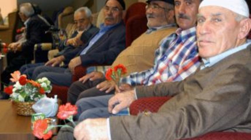 Huzurevinde bayram heyecanı