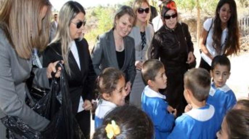 Anneler G&uuml;n&uuml;'nde toplanan 25 lira, k&ouml;y anaokulları i&ccedil;in harcandı