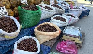 Kışın &ouml;zlenen lezzeti tezgahlarda! Fiyatı 400 liraya kadar y&uuml;kseldi