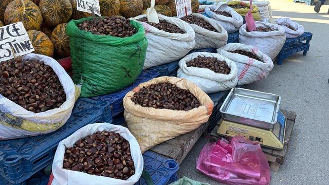 Kışın özlenen lezzeti tezgahlarda! Fiyatı 400 liraya kadar yükseldi