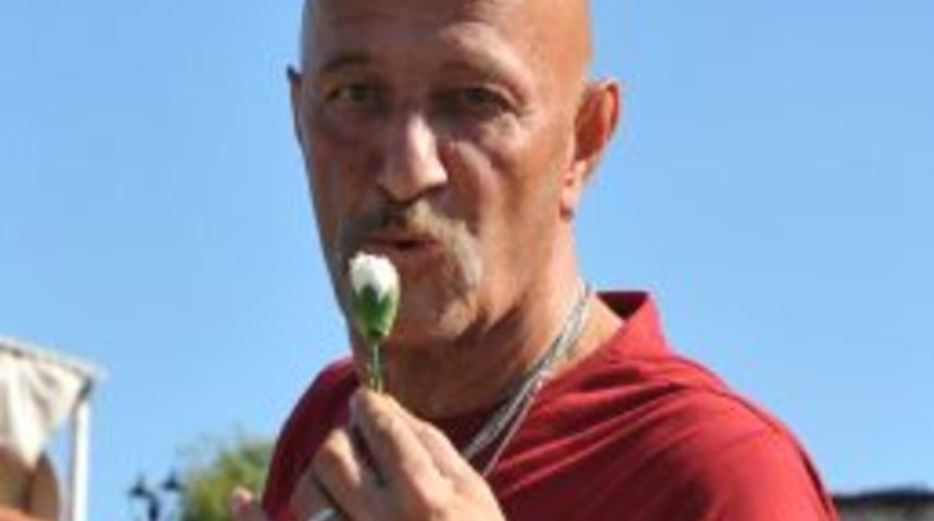 48. Uluslararası Antalya Altın Portakal Film Festivali kortej ge&ccedil;işi yapıldı