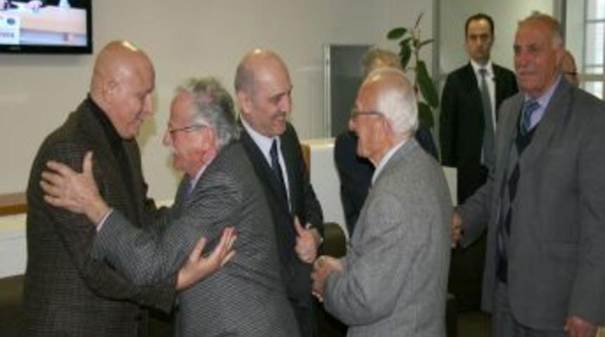 Bakan Bayraktar, Kurban Bayramı'nı memleketi Trabzon&rsquo;da ge&ccedil;iriyor